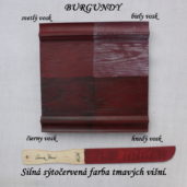 Vzorka zavoskovanej kriedovej farby Annie Sloan burgundy.